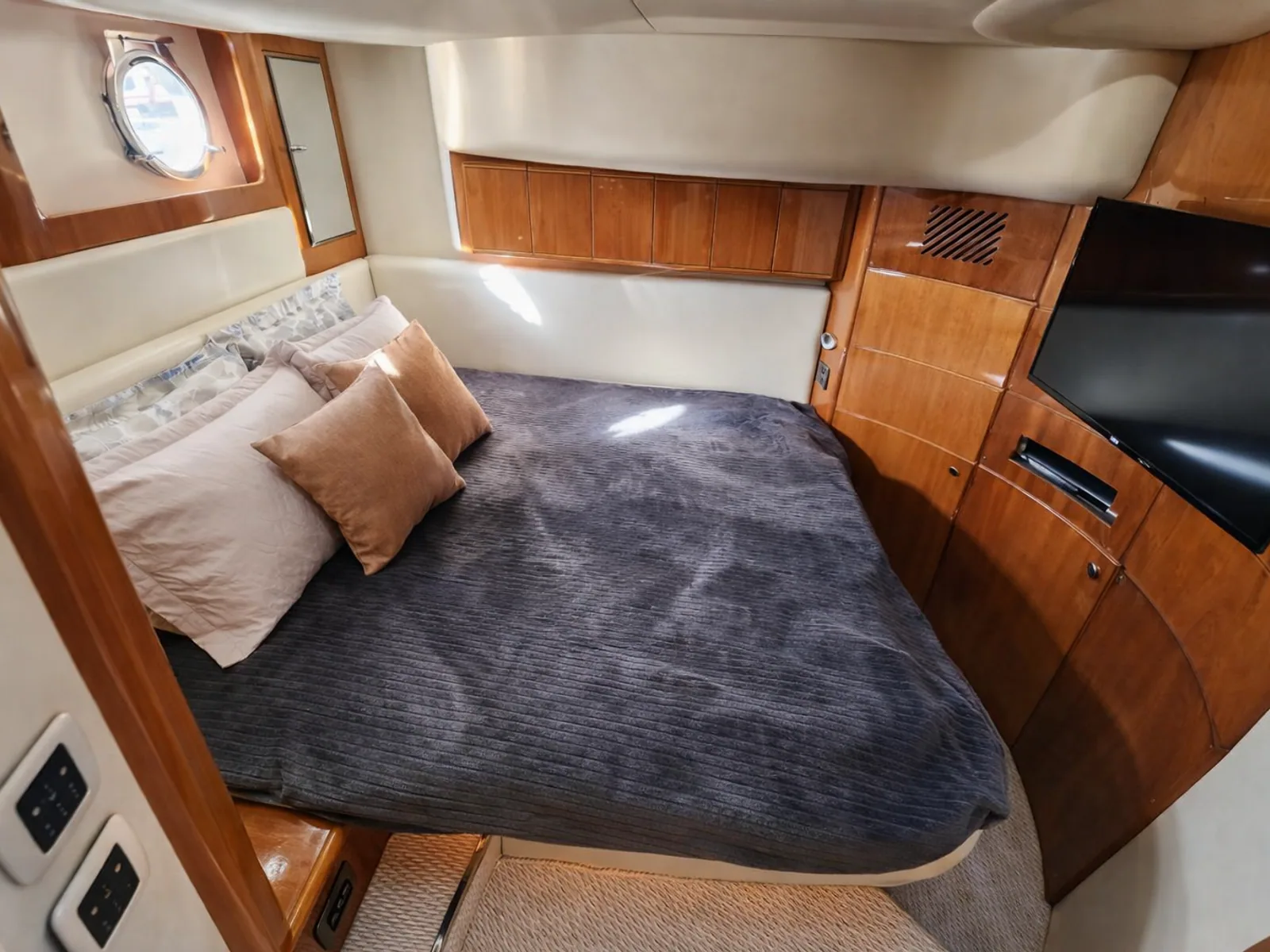 Iate 52 Pés Fly Luxo