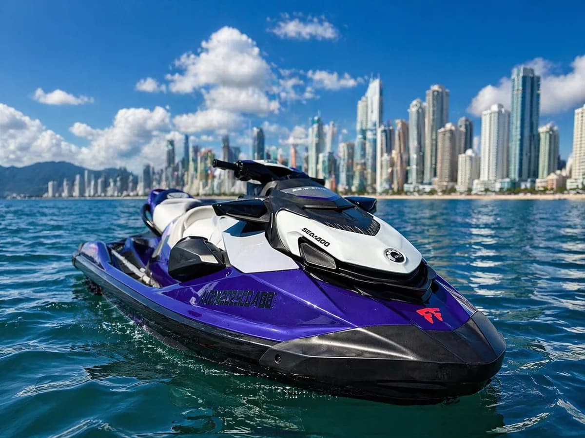 Jet Ski em Balneário Camboriú — Preços, Regras e o Que Você Precisa Saber